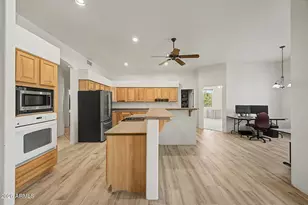23211 N 90th Ave, Peoria, AZ 85383 - Photo 6