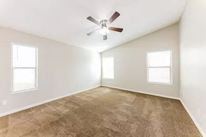 5209 N 78th Drive, Glendale, AZ 85303 - Photo 10