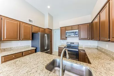 5209 N 78th Drive, Glendale, AZ 85303 - Photo 6