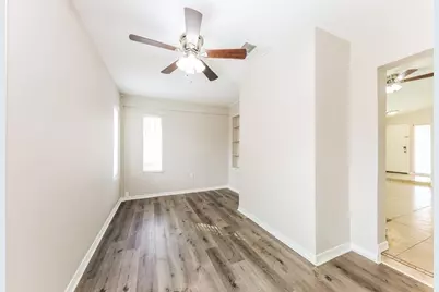 5209 N 78th Drive, Glendale, AZ 85303 - Photo 8
