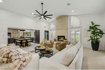 9414 N 87th Street, Scottsdale, AZ 85258 - Photo 2