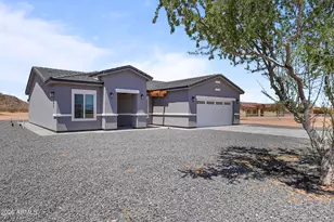 78 N Pettoshas Dr, Maricopa, AZ 85139 - Photo 8