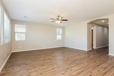 20698 E Canary Way, Queen Creek, AZ 85142 - Photo 4