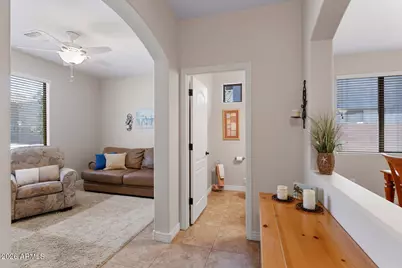 23124 N 41st Street, Phoenix, AZ 85050 - Photo 4