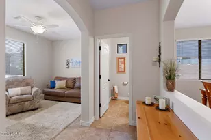 23124 N 41st St, Phoenix, AZ 85050 - Photo 6