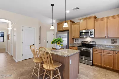 23124 N 41st Street, Phoenix, AZ 85050 - Photo 12