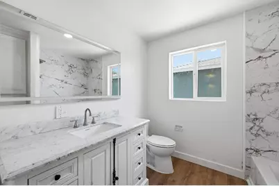 2558 N 40th Street, Phoenix, AZ 85008 - Photo 12