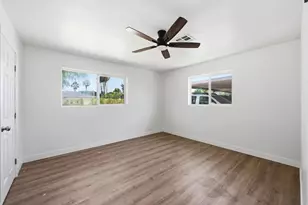 2558 N 40th St, Phoenix, AZ 85008 - Photo 10