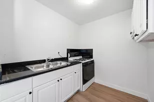 2558 N 40th St, Phoenix, AZ 85008 - Photo 16