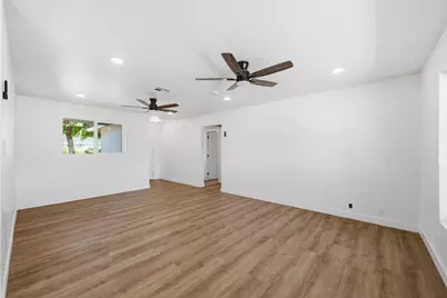 2558 N 40th Street, Phoenix, AZ 85008 - Photo 2