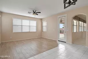 17731 N Becke Ln, Surprise, AZ 85374 - Photo 10