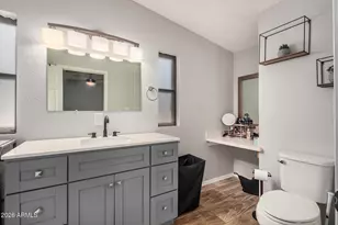 10955 N 79th Ave, Peoria, AZ 85345 - Photo 14