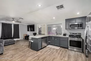 10955 N 79th Ave, Peoria, AZ 85345 - Photo 8