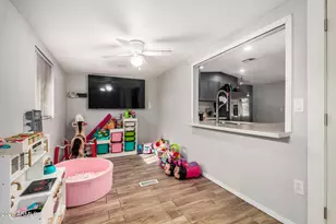 10955 N 79th Ave, Peoria, AZ 85345 - Photo 2