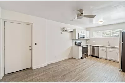1707 N 18th Street #B8, Phoenix, AZ 85006 - Photo 8