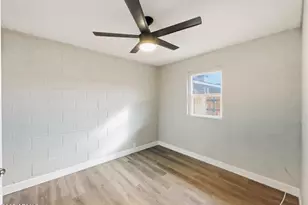 513 E Hatcher Rd, Phoenix, AZ 85020 - Photo 6