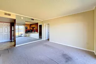 10330 W Thunderbird Blvd, Sun City, AZ 85351 - Photo 12