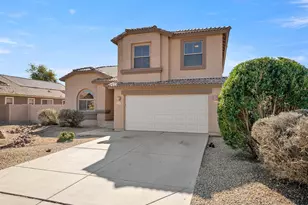 3297 E Warbler Rd, Gilbert, AZ 85297 - Photo 4