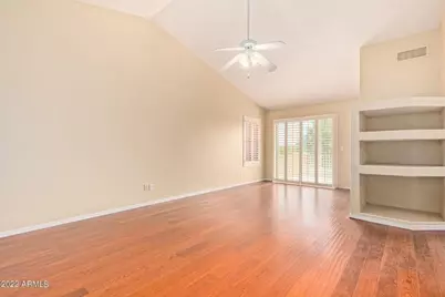 25845 N 47th Place, Phoenix, AZ 85050 - Photo 16
