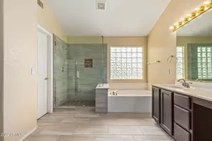 25845 North 47th Pl, Phoenix, AZ 85050 - Photo 18