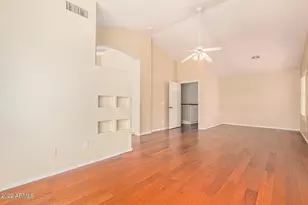 25845 North 47th Pl, Phoenix, AZ 85050 - Photo 14