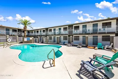3025 N 32nd Street #Apt 18, Phoenix, AZ 85018 - Photo 34