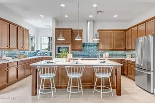5826 W Mauna Loa Ln, Glendale, AZ 85306 - Photo 2