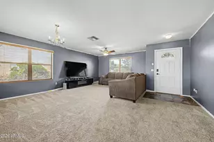 4804 S 25th Dr, Phoenix, AZ 85041 - Photo 6