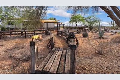 30915 W Olesen --, Wittmann, AZ 85361 - Photo 10