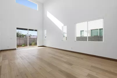 2809 E Trumbull Road #2, Phoenix, AZ 85040 - Photo 8