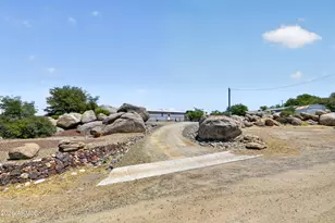 17590 W Deertrack Dr, Yarnell, AZ 85362 - Photo 26