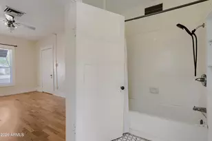 2518 N Mitchell St, Phoenix, AZ 85006 - Photo 12