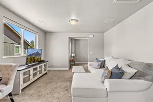 2857 W Alamo Dr, Flagstaff, AZ 86001 - Photo 32