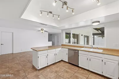 10007 N 48th Drive, Glendale, AZ 85302 - Photo 10