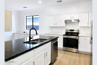 8212 W Forest Grove Avenue, Phoenix, AZ 85043 - Photo 4