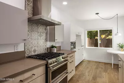 216 W Winged Foot Road, Phoenix, AZ 85023 - Photo 6