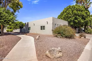 216 W Winged Foot Rd, Phoenix, AZ 85023 - Photo 28