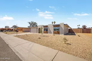 5036 W Beverly Ln, Glendale, AZ 85306 - Photo 4