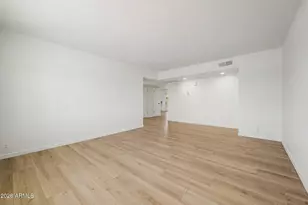 5036 W Beverly Ln, Glendale, AZ 85306 - Photo 14