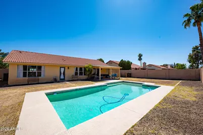 9126 W Port Royale Lane, Peoria, AZ 85381 - Photo 26