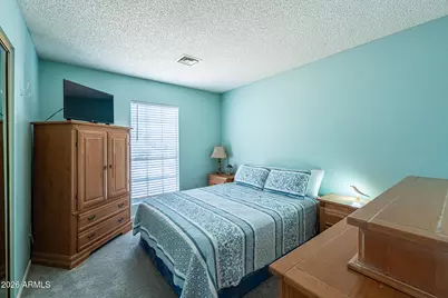 9126 W Port Royale Lane, Peoria, AZ 85381 - Photo 16