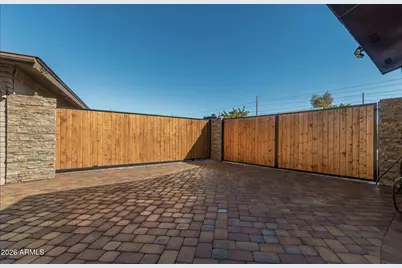 849 N 67th Place, Mesa, AZ 85205 - Photo 4