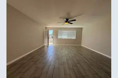 3302 W Loma Lane #Unit 3, Phoenix, AZ 85051 - Photo 6