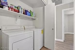 1827 E Carla Vista Dr, Gilbert, AZ 85295 - Photo 8