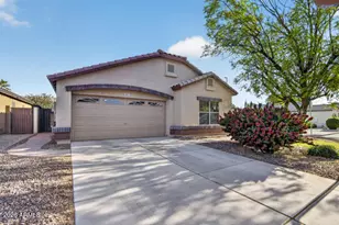 1827 E Carla Vista Dr, Gilbert, AZ 85295 - Photo 1