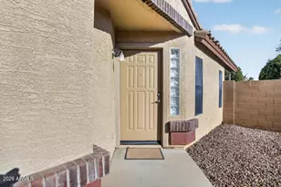 1827 E Carla Vista Dr, Gilbert, AZ 85295 - Photo 2