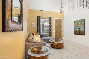 3826 E Cat Balue Dr, Phoenix, AZ 85050 - Photo 8