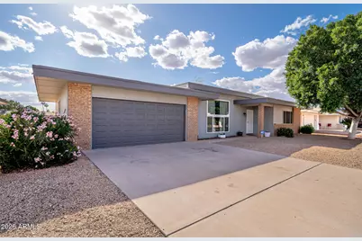 14820 N Lakeforest Drive, Sun City, AZ 85351 - Photo 2