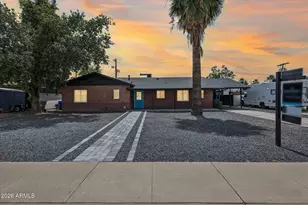 1731 E Verde Ln, Phoenix, AZ 85016 - Photo 2