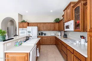 2707 E Westchester Dr, Chandler, AZ 85249 - Photo 8